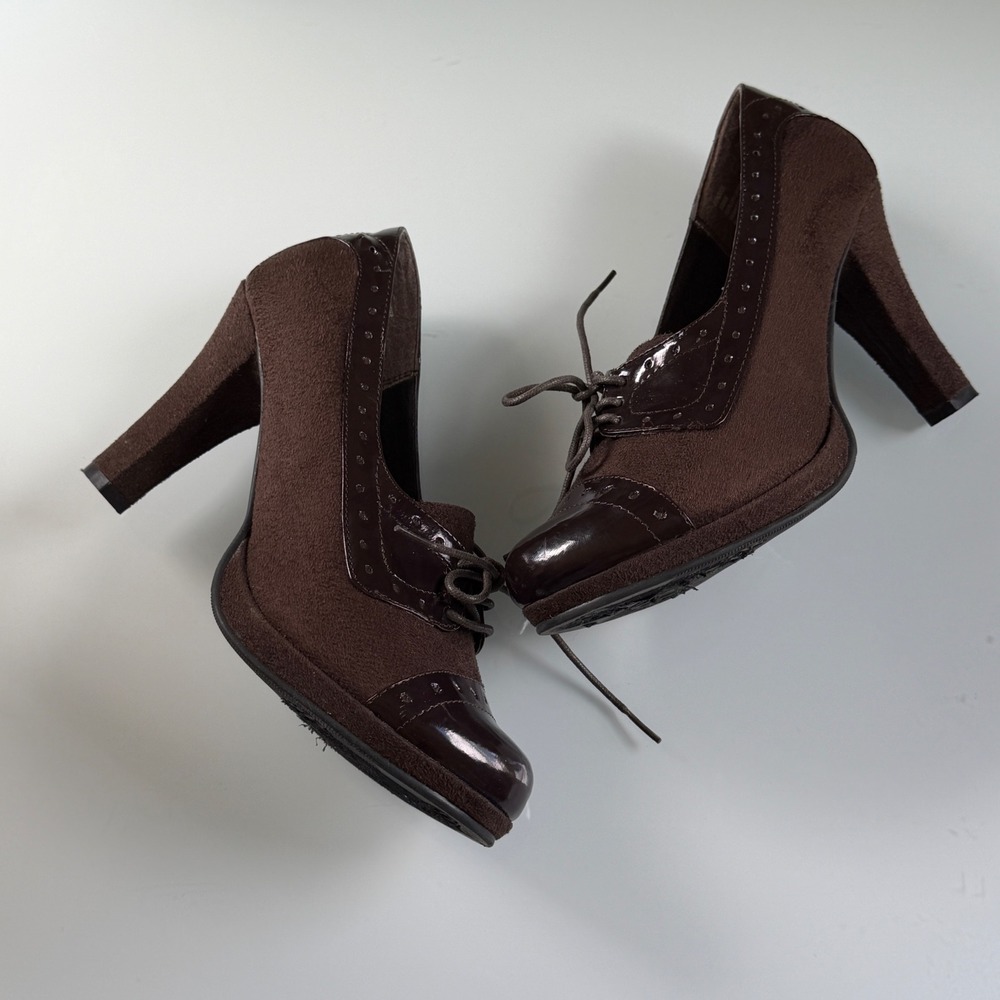 Whimsy Twee Brown Suede Patent Wingtip Pump Lace-up Dark Romantic 7M Officecore